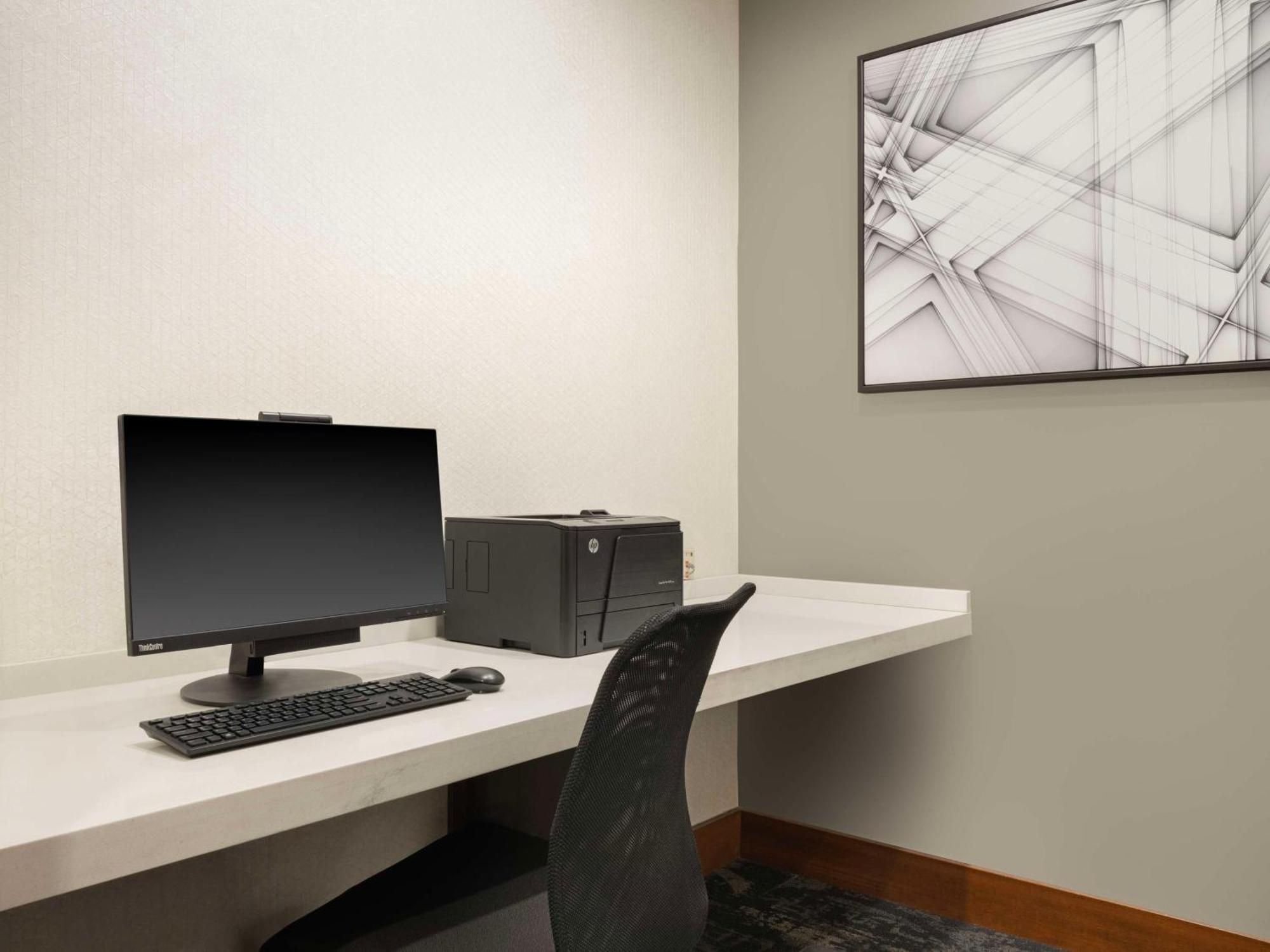 Hyatt Place Tampa Busch Gardens エクステリア 写真