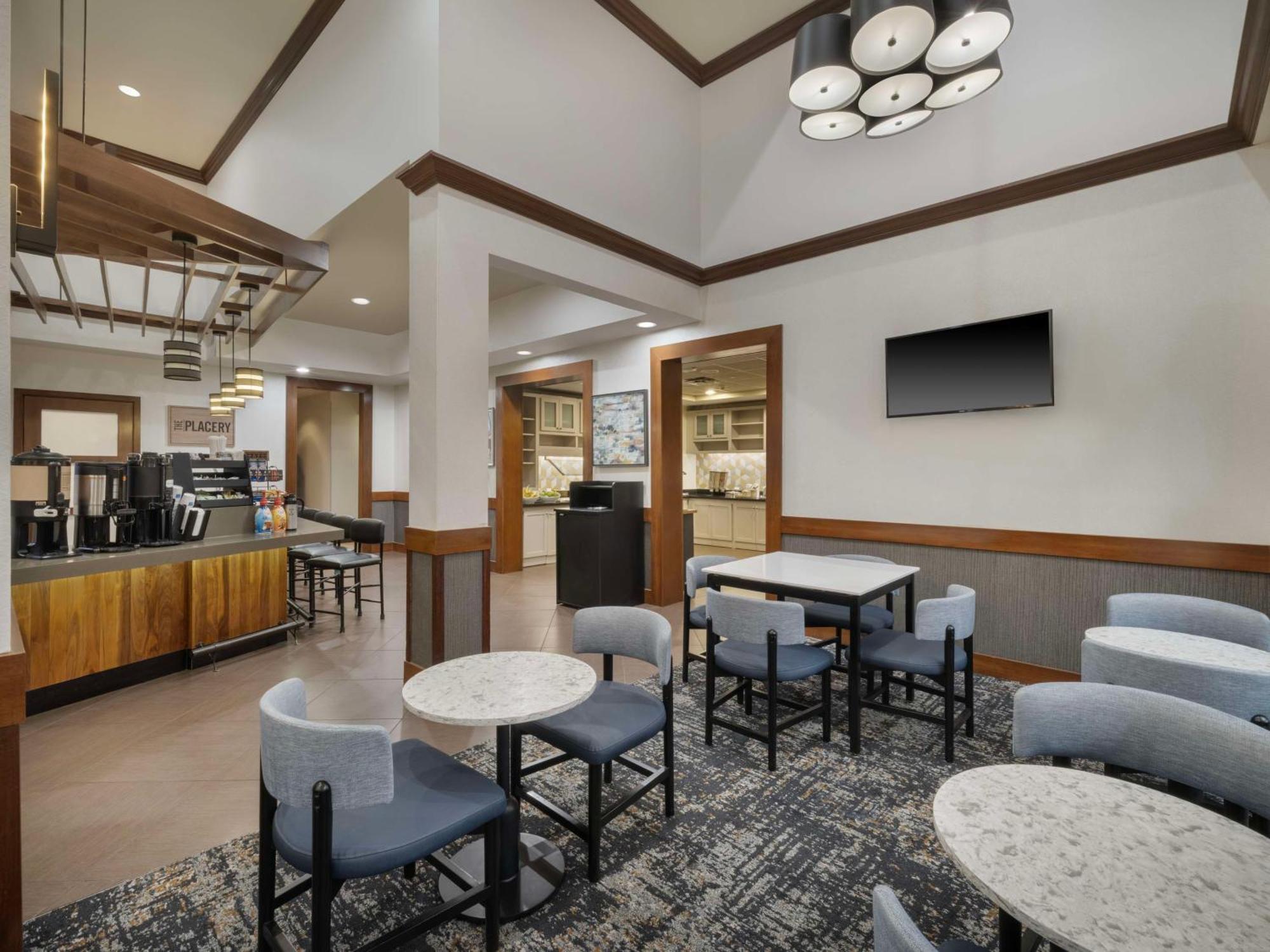Hyatt Place Tampa Busch Gardens エクステリア 写真