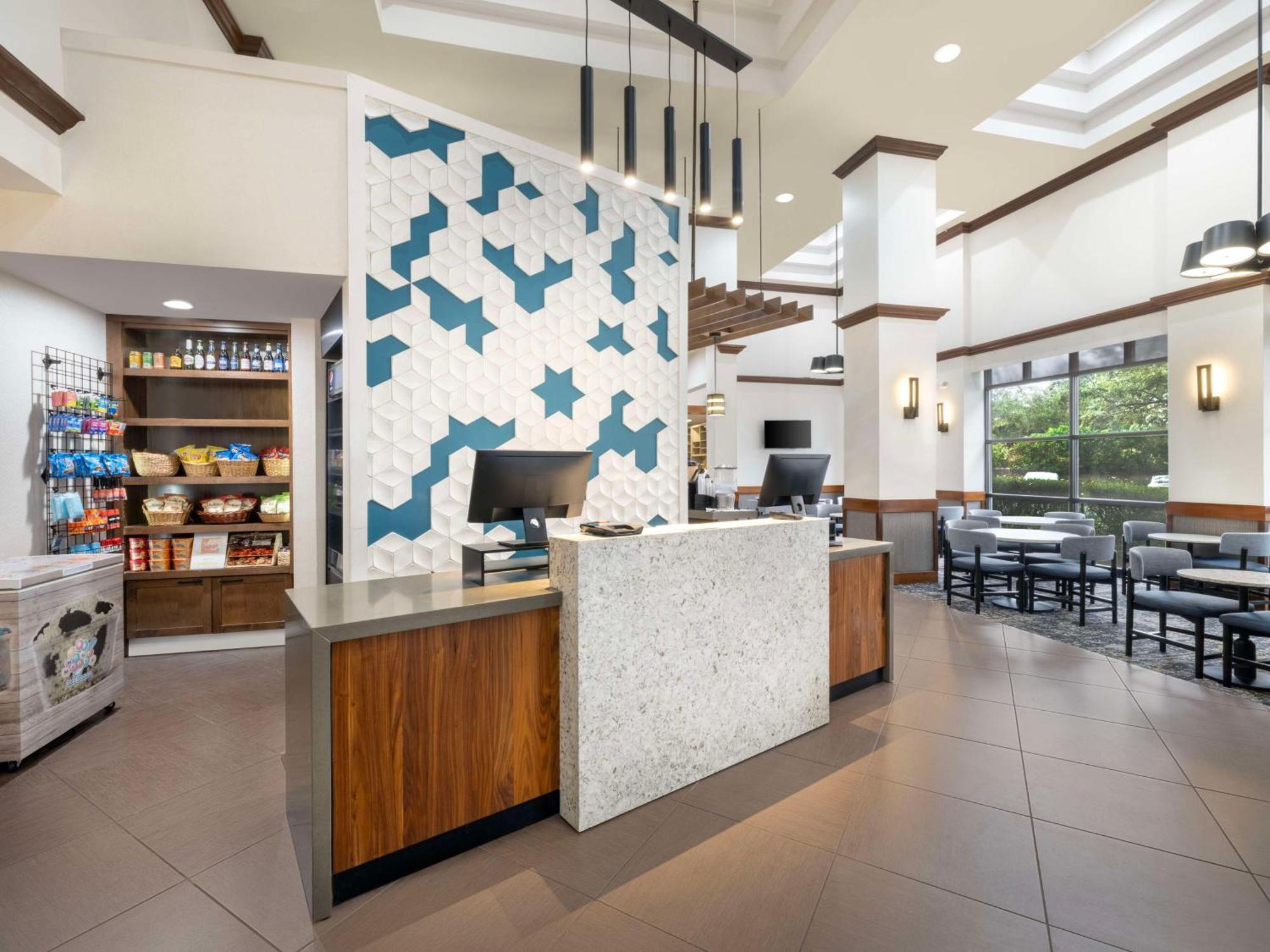 Hyatt Place Tampa Busch Gardens エクステリア 写真