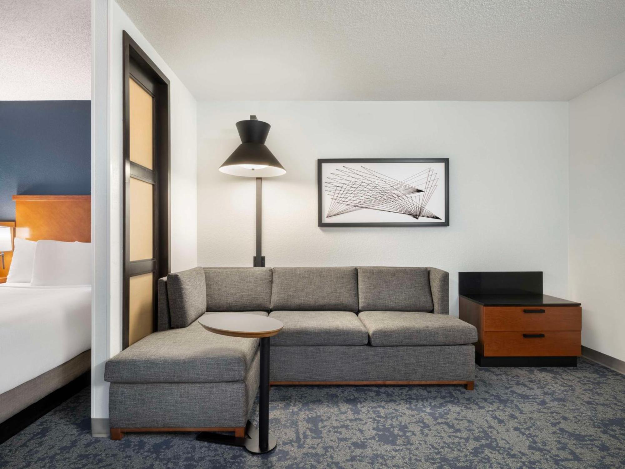 Hyatt Place Tampa Busch Gardens エクステリア 写真